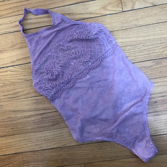 VS Halter Lace Teddy! - Picture 3 of 4